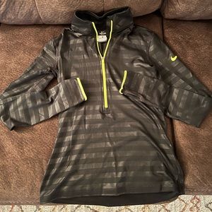 Nike Women’s Dri-fit Top